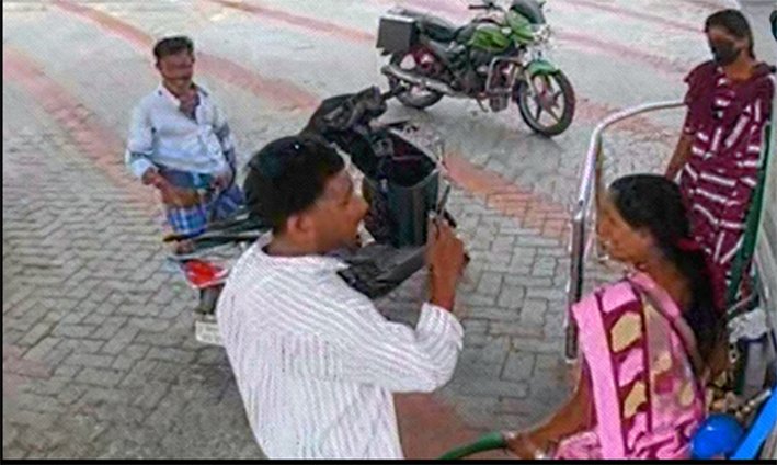 மதுபோதையில் வாலிபர் பெண் ஊழியரை விரட்டி விரட்டி மிரட்டல்