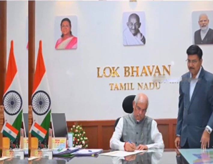 தமிழகத்தின் முழுநேர ஆளுநராக ராஜேந்திர அர்லேகர் பொறுப்பேற்பு