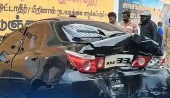 தேனியில் அரசுபஸ், டிராக்டர், கார் விபத்து.. இளம்பெண் பலி