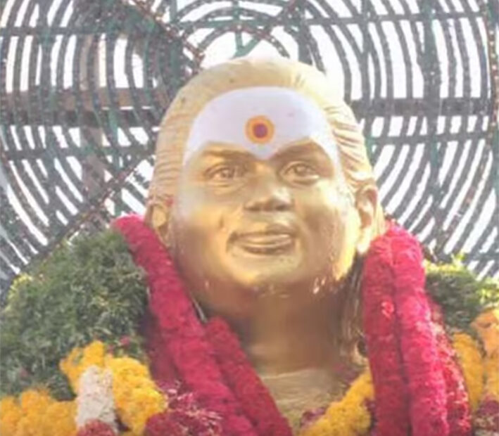 திருச்சி தேவர் சிலை முன்பு ஒரே நேரத்தில் திரண்ட திமுக, தவெகவினர்!