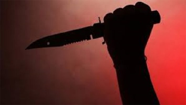 கறிக்கடை வியாபாரிக்கு கத்திக்குத்து-வாலிபர் கைது