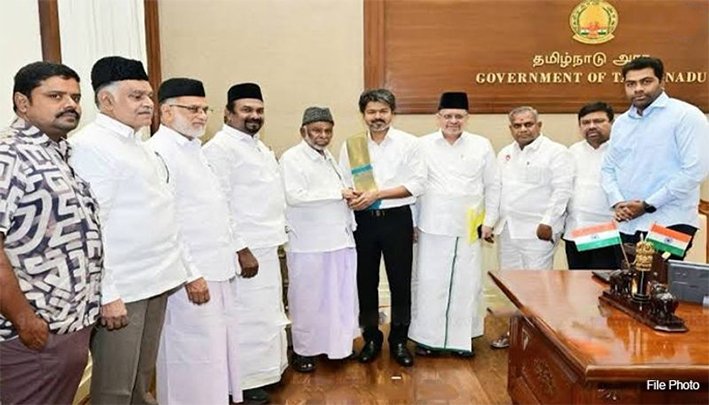 நாகூர் தர்காவுக்கு 45 கிலோ சந்தனக் கட்டைகள் இலவசம் – அரசாணை