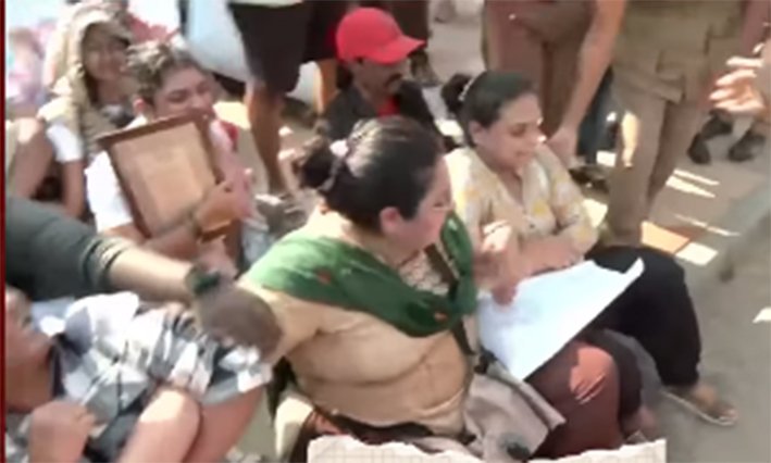ஞானேஷ்குமார் பதவி விலகக் கோரி சென்னையில் இளைஞர்கள் போராட்டம்