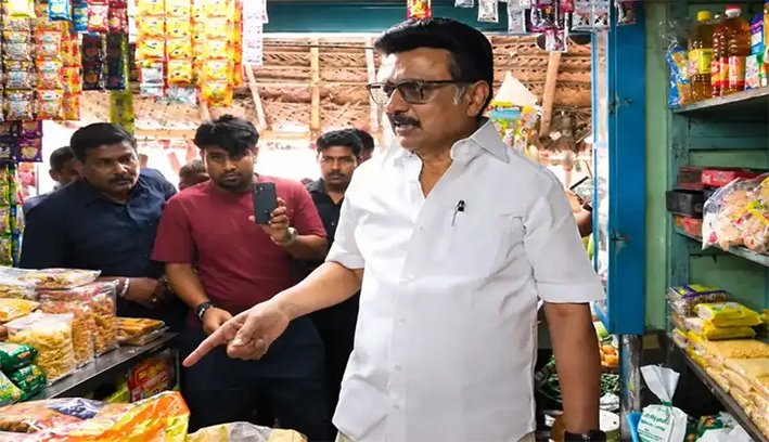 மளிகைக் கடையில் விலைவாசி குறித்து கேட்டறிந்த மு.க.ஸ்டாலின்