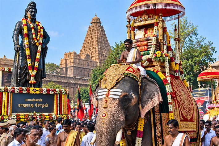 தஞ்சையில் ராஜராஜ சோழன் சதய விழா– யானையில் திருமுறை வீதியுலா!