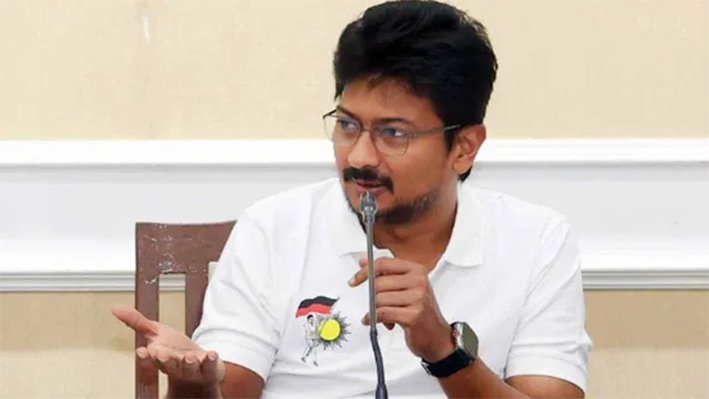 மருத்துவப் பணியாளர்களை உடனே விடுவிக்க வேண்டும்