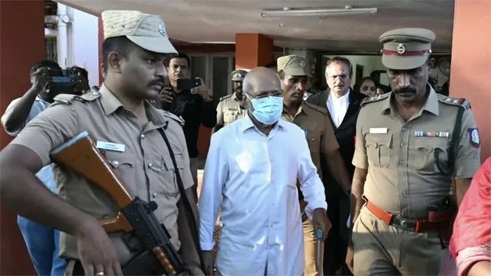 வீரமணியிடம் புழல் சிறையிலேயே வைத்து போலீசார் விசாரணை